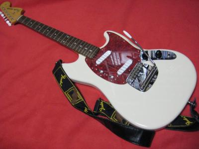 Fender Japan MUSTANG